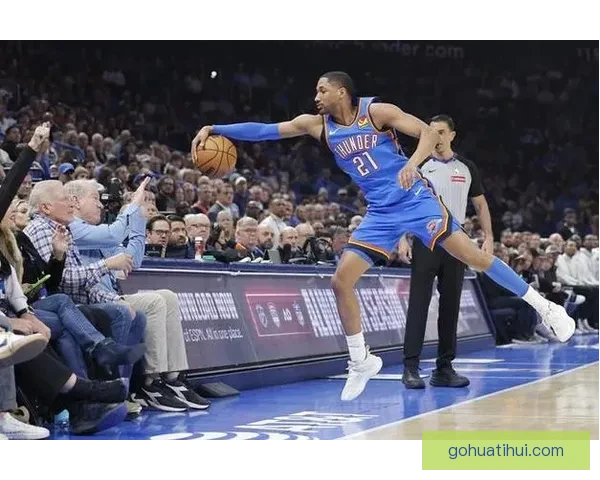 亚历山大连续134场20+助雷霆三杀公牛 华莱士21分威廉姆斯18+8展现全能